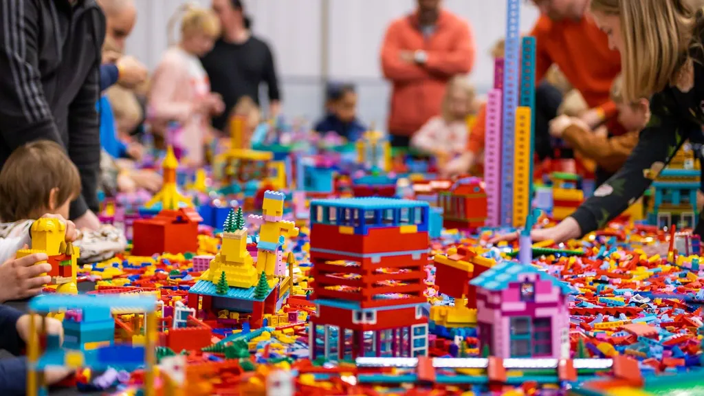 Pii Poon LEGO-tapahtuma Pori