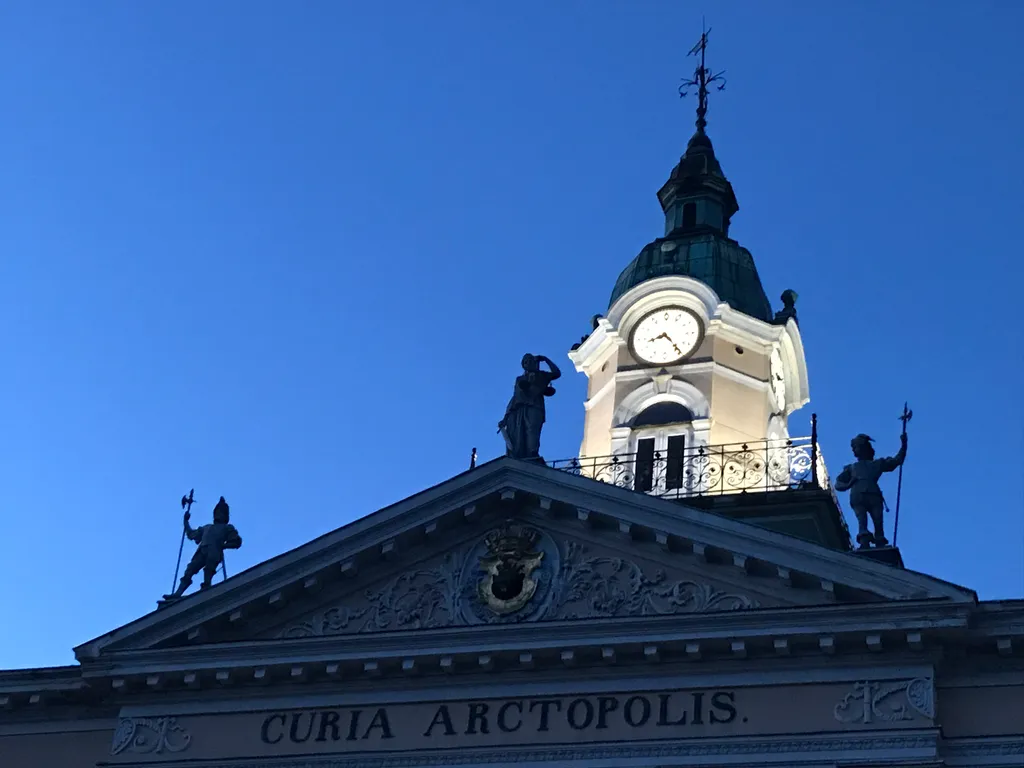 
         Kummituskävelyn yleisökierros
    