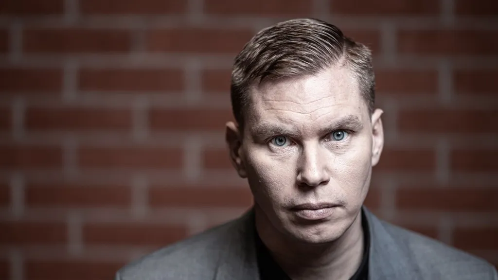 
        Kirjailijavieraana Arttu Tuominen
    