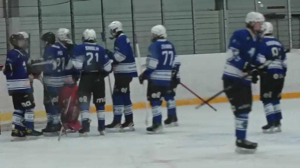 Jääkiekkoa, U18 2-divisioona