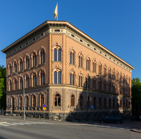 JUNNELIUKSEN PALATSIN HISTORIAA
