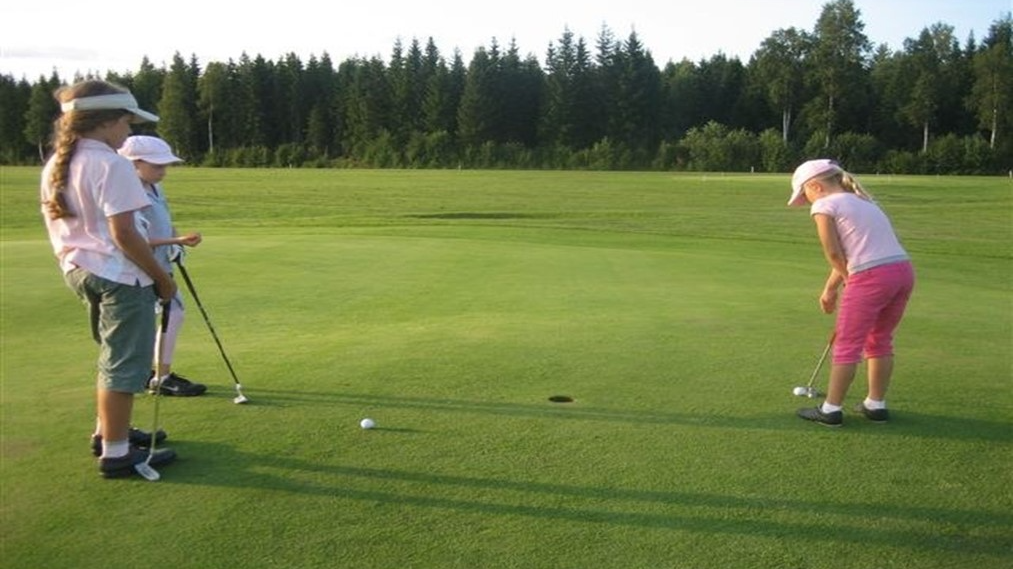JUNIORIEN GOLFKOULU 2025